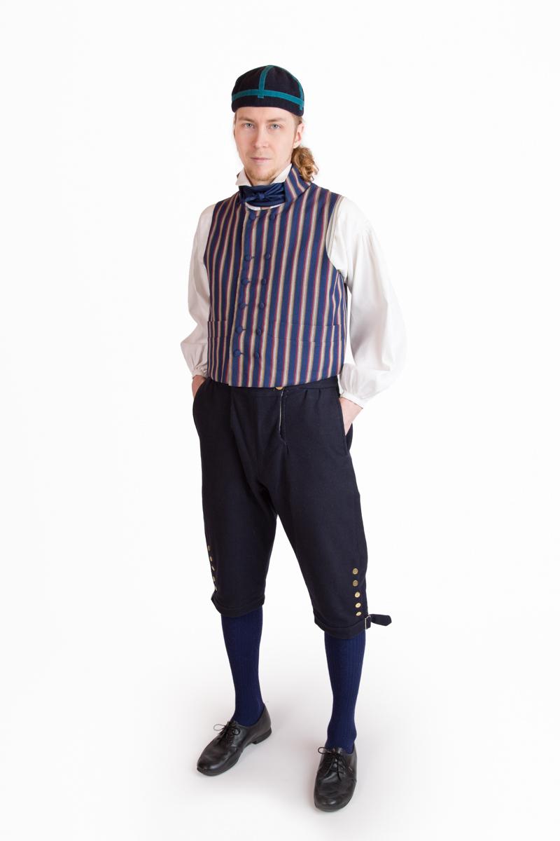 Asikkalan miehen puku